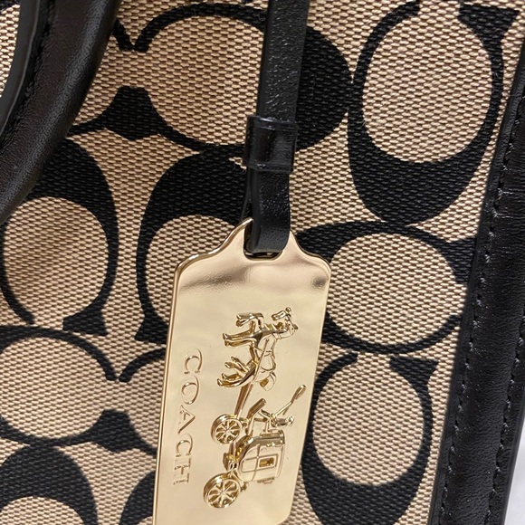 *Rare Find* Coach Madison Print Lexington - Picture 7 of 9
